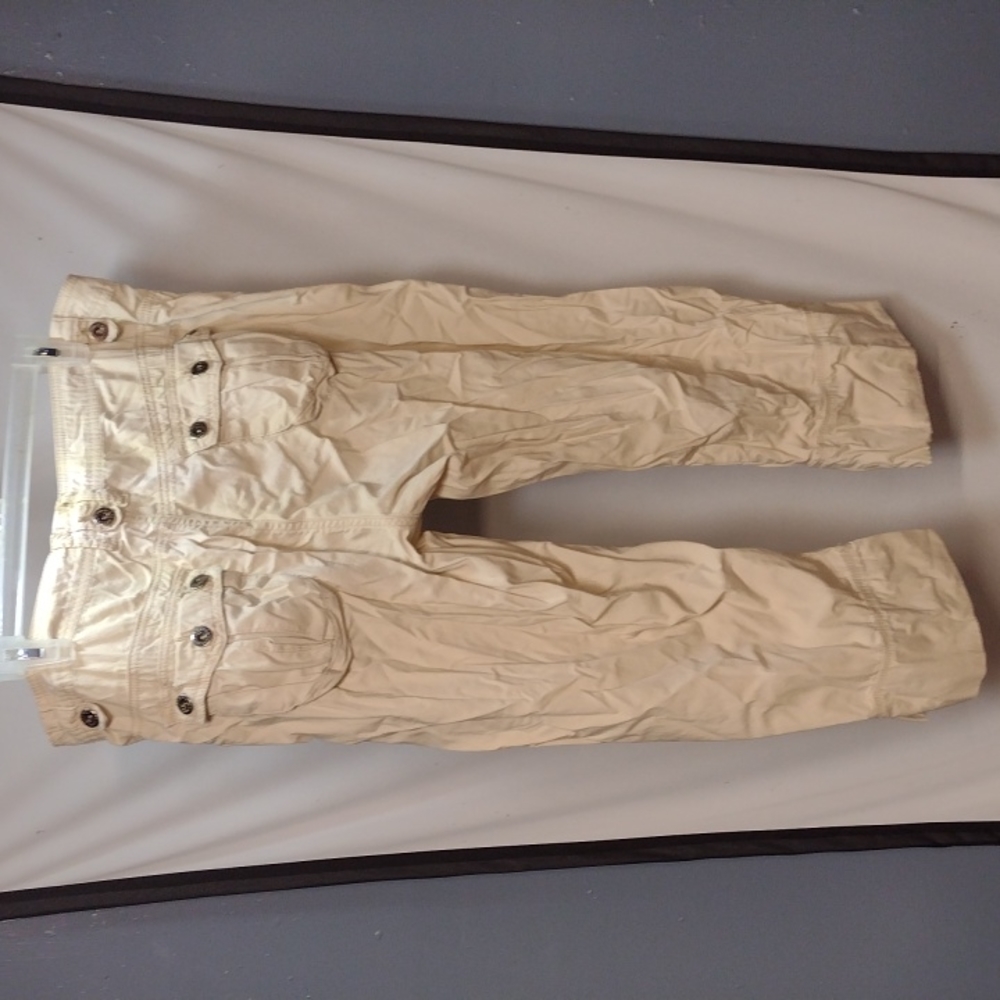 Khaki Capris - image 5